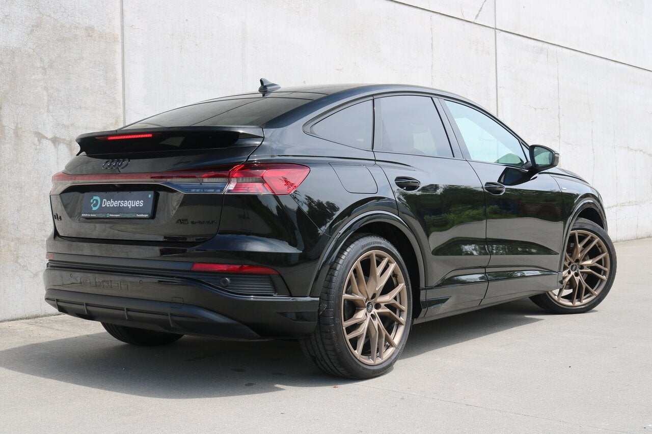 Audi Q4 e-tron Q4 e-Tron 82 kWh 45 S line, Auto's, Audi, https://public.car-pass.be/vhr/9e9f2803-df6b-4b39-a1c8-ee212a6042bf, Zwart