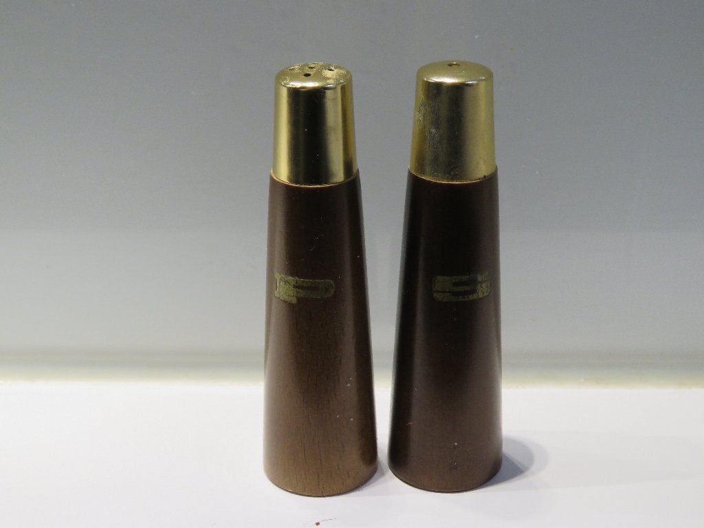 Salière et poivrière de style scandinave, Enlèvement ou Envoi