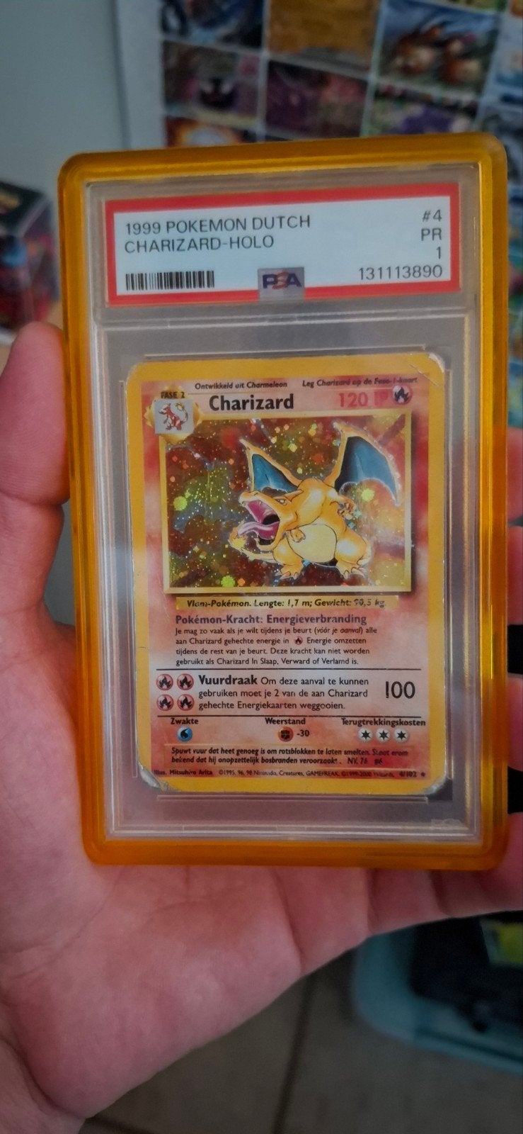 PSA1 CHARIZARD BASE SET #4 NEDERLANDS POP130, Ophalen of Verzenden, Nieuw, Losse kaart, Foil