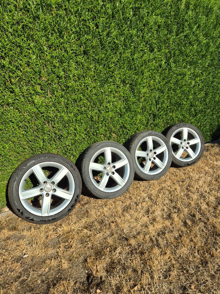 Wielen VW, AUDI 17inch, Autos : Pièces & Accessoires, Pneus & Jantes, Pneus et Jantes, Véhicule de tourisme, Pneus été, 17 pouces