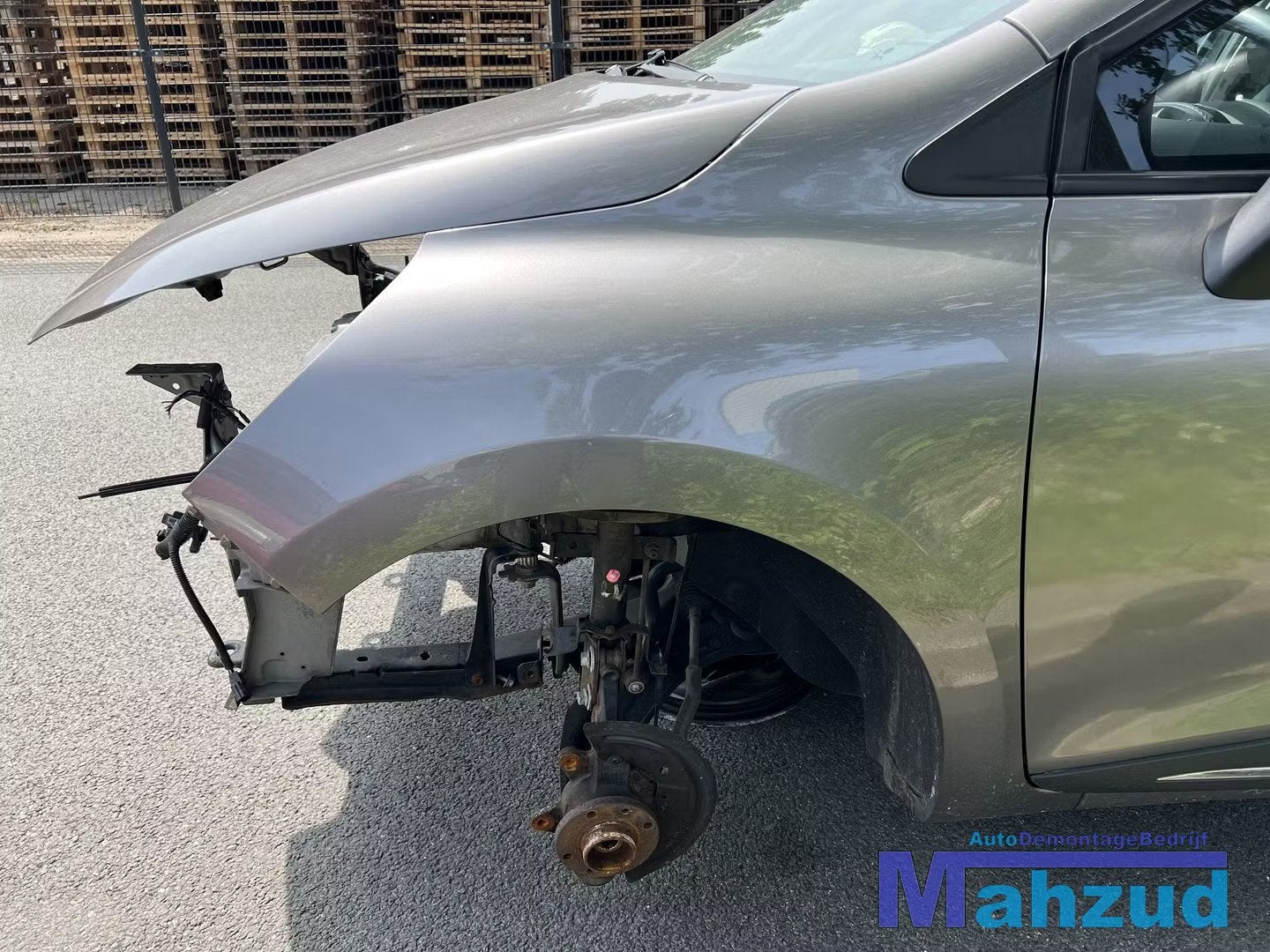 RENAULT CLIO 4 Hatchback Grijs TEKNG Links voorscherm 2012-2, Renault Group, Contact.group@renault.com, Renault, Utilisé