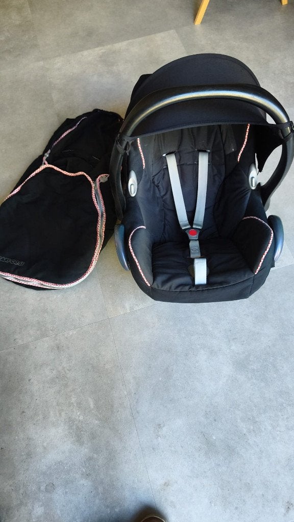 Maxi-Cosi baby autostoel 0-13 kg + voetenzak + zonnekap, Kinderen en Baby's, Ophalen, Zijbescherming, 0 t/m 13 kg, Maxi-Cosi
