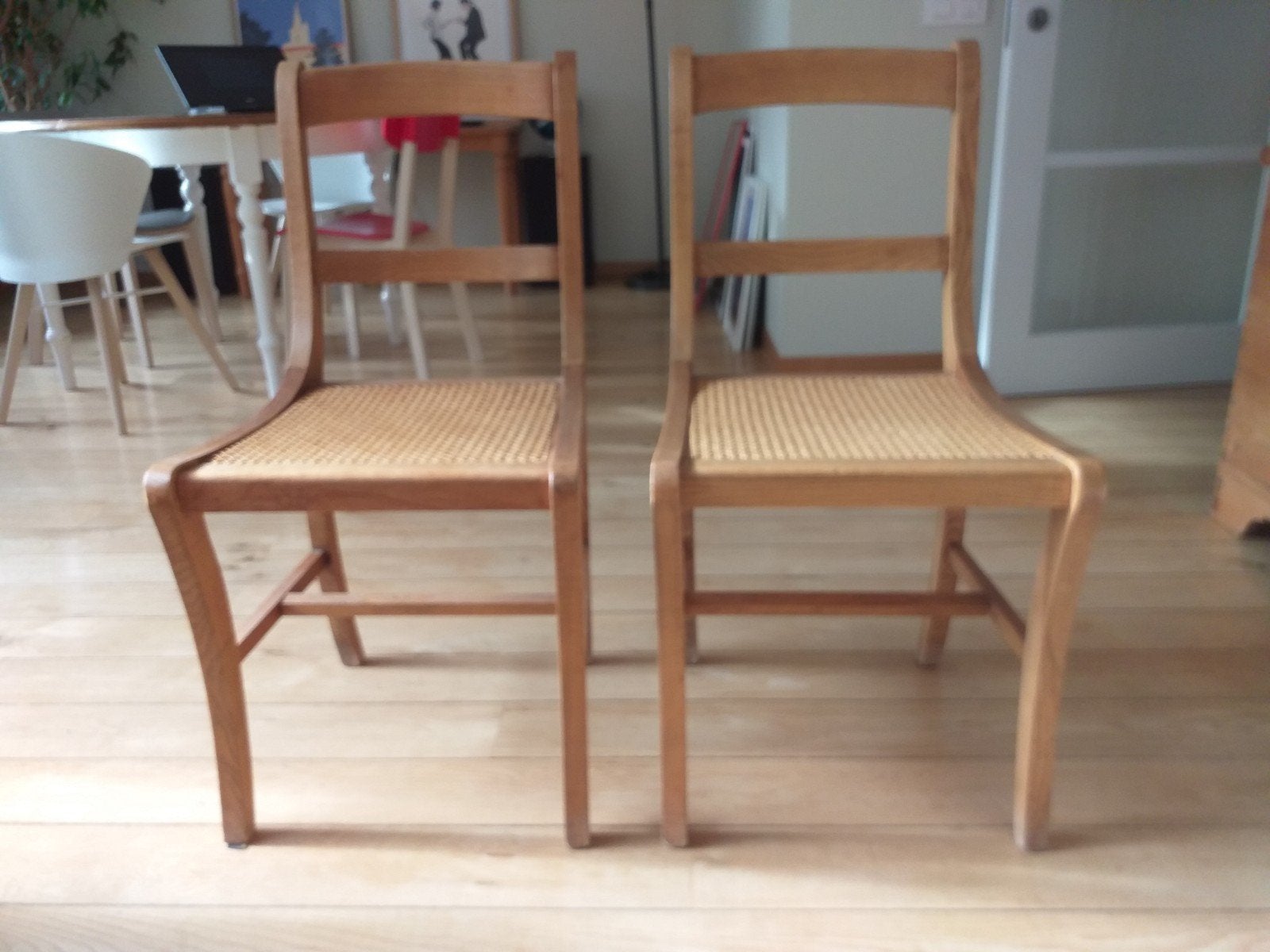 2 jolies chaises en cannage, Enlèvement