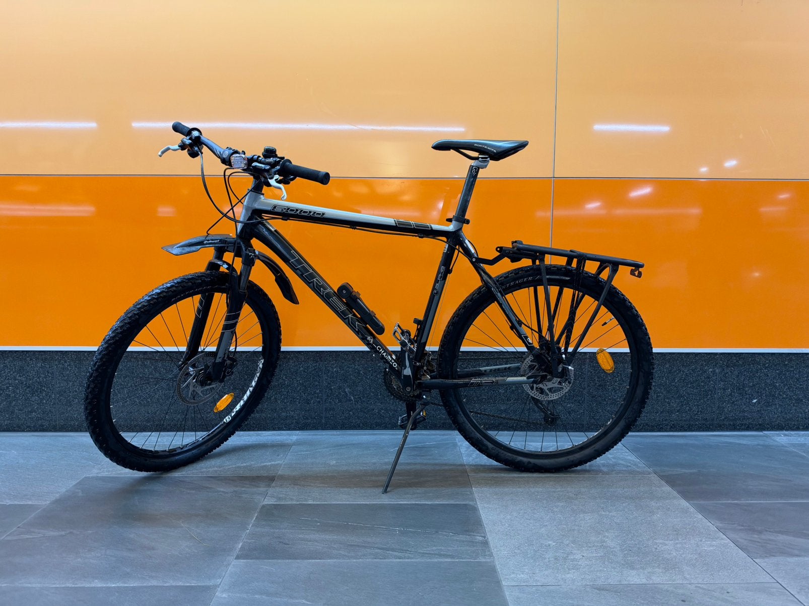 Trek 6000 Herenfiets – Volledig Uitgerust voor Woon-Werk, Gebruikt, Meer dan 20 versnellingen, Schijfrem, 53 tot 57 cm