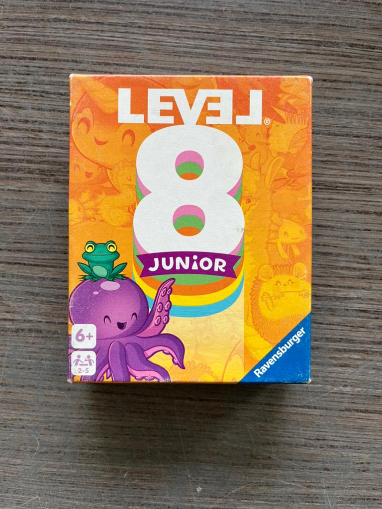 Level 8 junior, Hobby en Vrije tijd, Gezelschapsspellen | Kaartspellen, Ophalen, Zo goed als nieuw