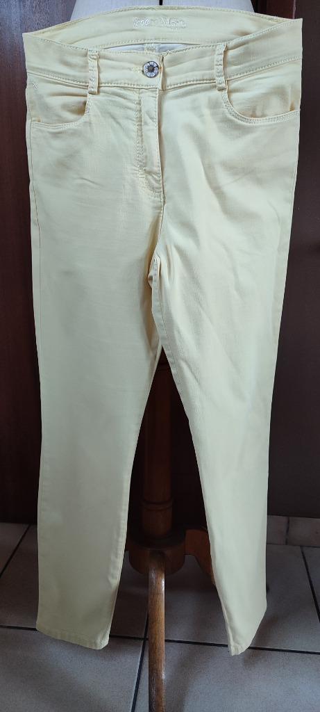 Jeans " Brax " Jaune paille, Vêtements | Femmes, W28 - W29 (confection 36), Enlèvement ou Envoi, Brax, Autres couleurs