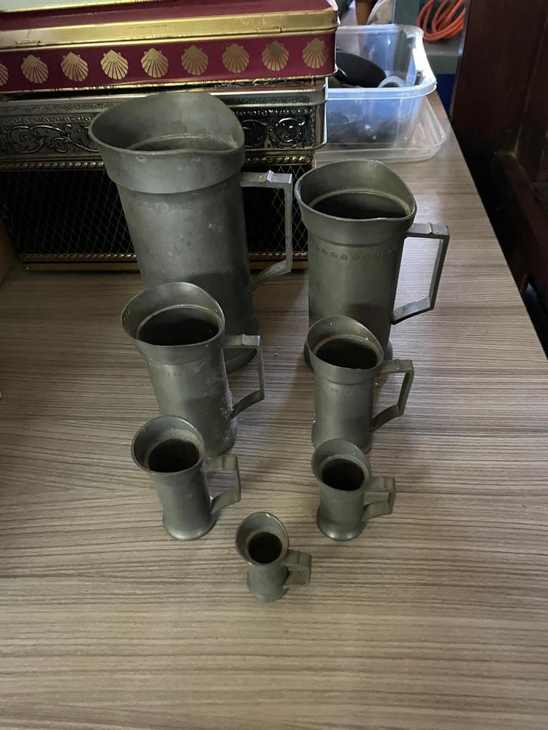 Ensemble de 7 tasses à mesurer anciennes en étain, Antiquités & Art, Antiquités | Étain, Enlèvement