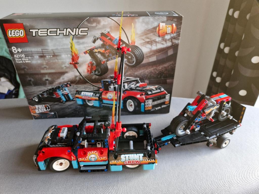 Lego Technic set 42106, Stunt Show Truck & Bike, gebouwd, Ophalen of Verzenden, Zo goed als nieuw, Complete set, Lego