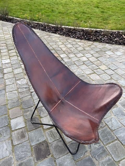 vlinderstoel retro design, Ophalen, Bruin, Leer, Zo goed als nieuw
