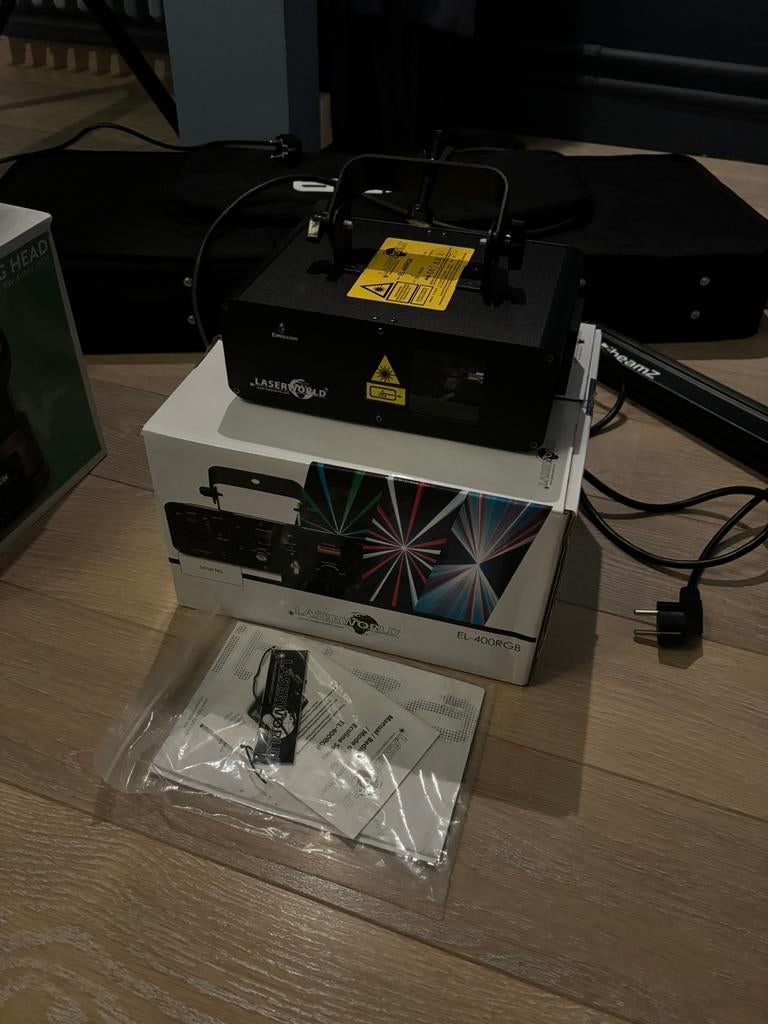 Laser van laserworld EL-400rgb, Enlèvement, Comme neuf
