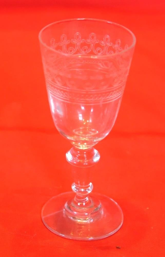 verre a liqueur decor guirlande sur pied guioché (24), Enlèvement ou Envoi