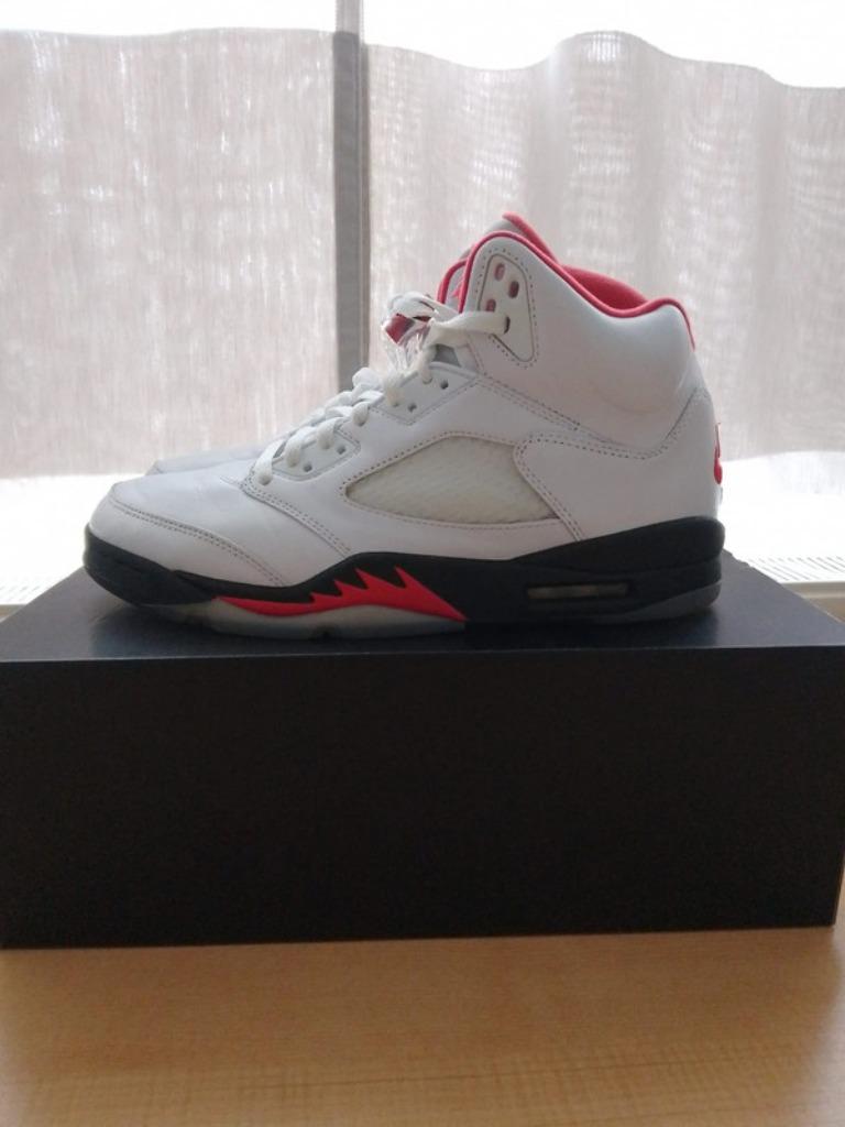 Jordan 5 Retro Fire Red (2020) UE 44,5/États-Unis 10,5, Enlèvement ou Envoi, Comme neuf, Blanc, Jordan (Nike)