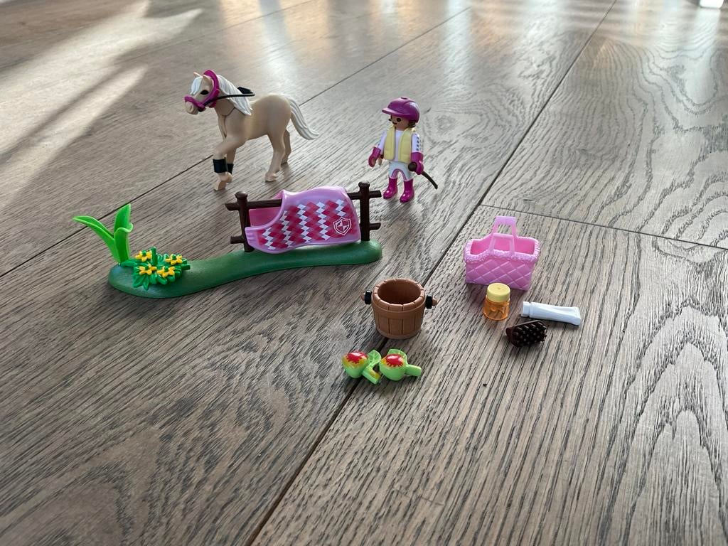 Playmobil 70521 country Duitse rijpony, Kinderen en Baby's, Speelgoed | Playmobil, Ophalen of Verzenden, Zo goed als nieuw