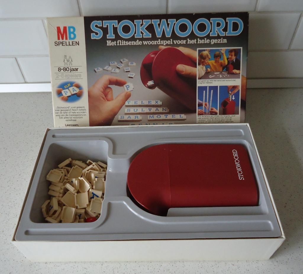 "Stokwoord" van MB in prima staat, Hobby en Vrije tijd, Een of twee spelers, Ophalen of Verzenden, Gebruikt, MB SPELLEN