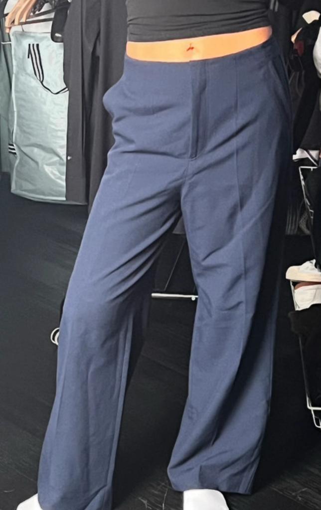Pantalon Hugo Boss vintage, Taille 38/40 (M), Comme neuf, Longs, Bleu