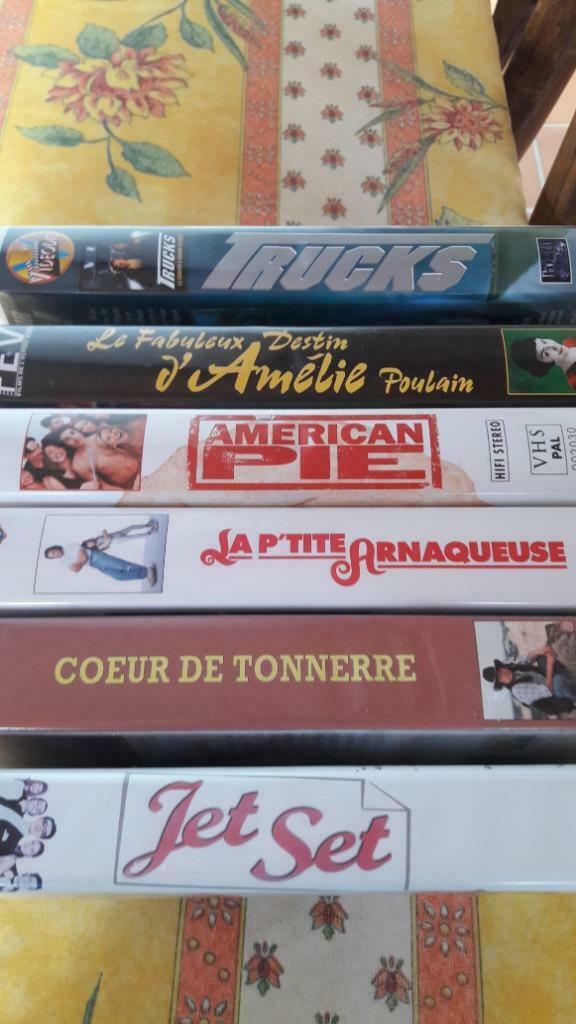 Cassettes vidéo VHS, Enlèvement