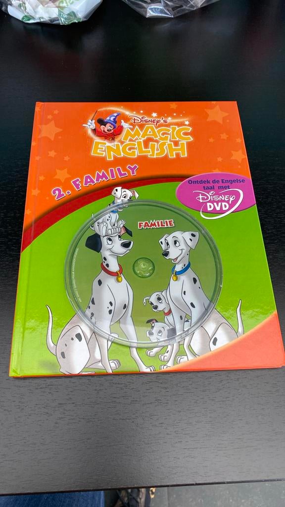 Magic English 2:Family, Enlèvement, Neuf, Disney