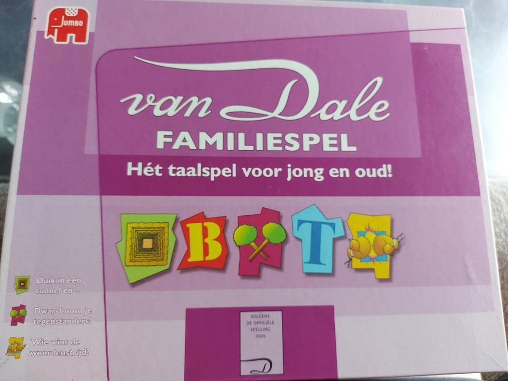 gezelschapsspel, van dale familiespel in perfecte staat, Ophalen, Zo goed als nieuw, Jumbo