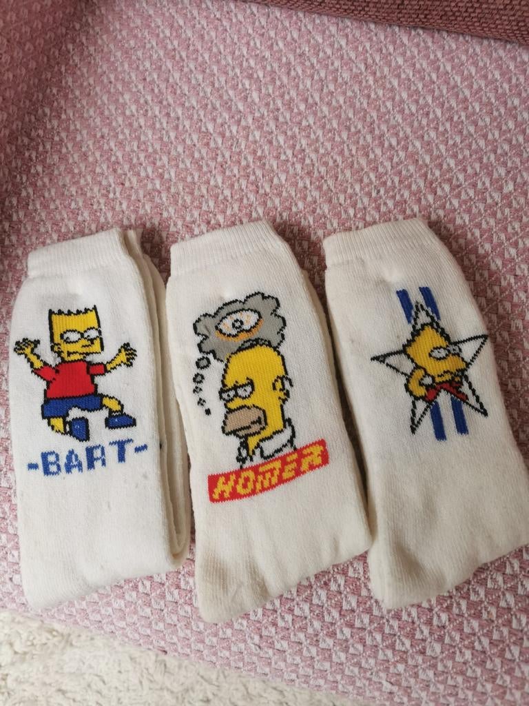 3 paires de bas The Simpsons neufs, Vêtements | Hommes, Chaussettes & Bas, Enlèvement ou Envoi, Neuf, Taille 39 à 42, Blanc