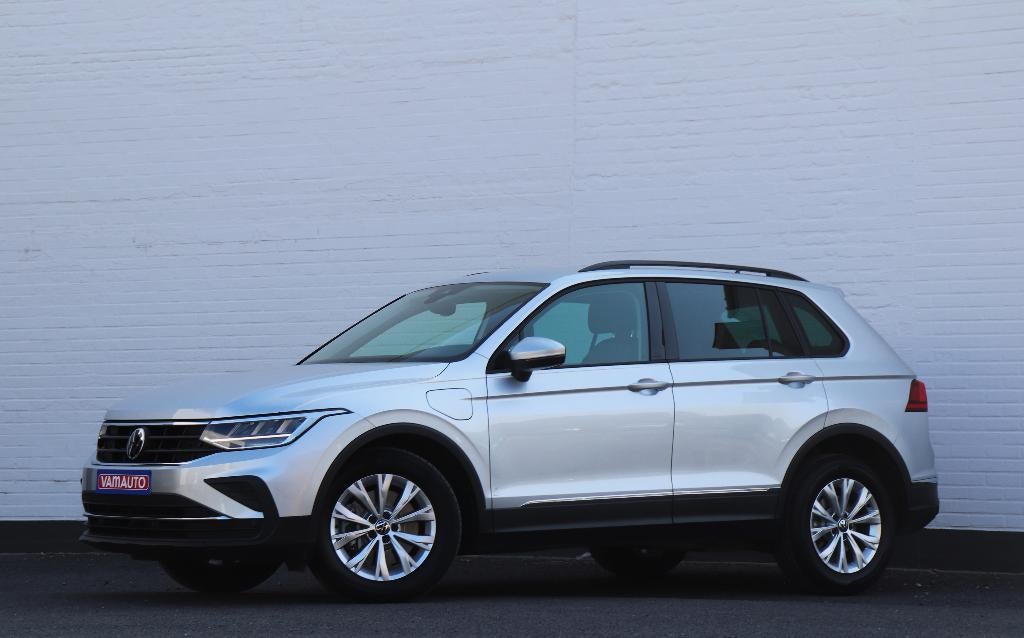 VW Tiguan e-Hybrid 1.4 PHEV - ErgoActive Seat/Virtual/Camera, Autos, Volkswagen, 1395 cm³, Argent ou Gris, Achat, https://public.car-pass.be/vhr/0d5422c1-af60-4fee-9e47-f26200729951