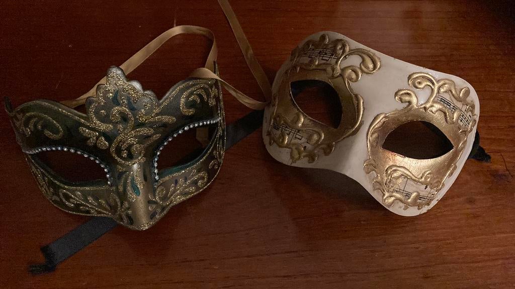 2 authentieke Venetiaanse maskers, nooit gebruikt, Ophalen of Verzenden, Nieuw