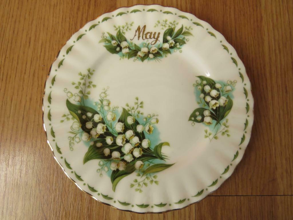 superbe assiette a dessert en porcelaine de Chine 1975, Enlèvement ou Envoi