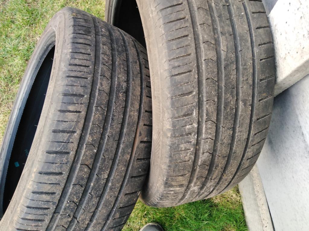 2 autobanden Vredestein 235/45/19, Auto-onderdelen, Banden en Velgen, 19 inch, Gebruikt, Ophalen of Verzenden, 235 mm