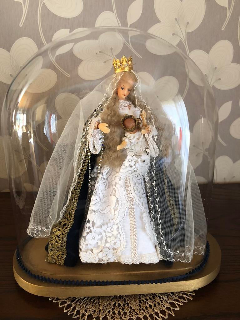 Maria onder stolp 35 cm hoog 31 cm breed, Antiek en Kunst, Ophalen
