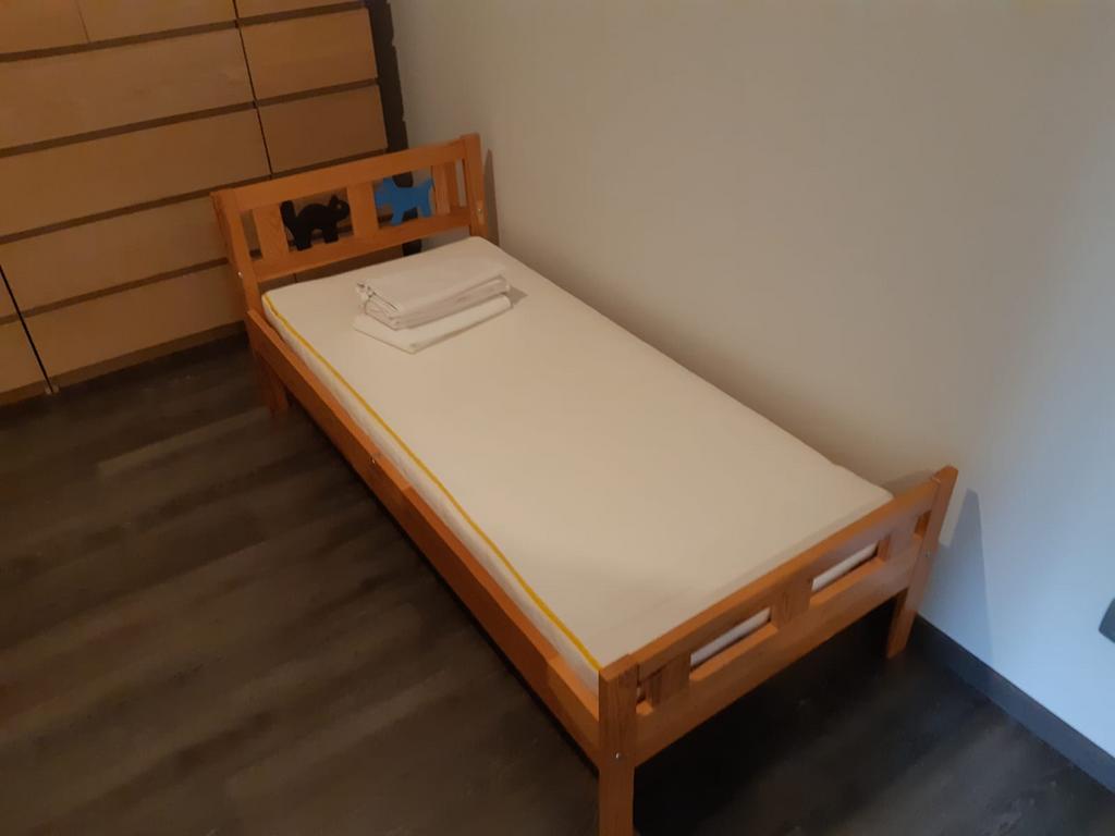 Peuterbed, Enlèvement