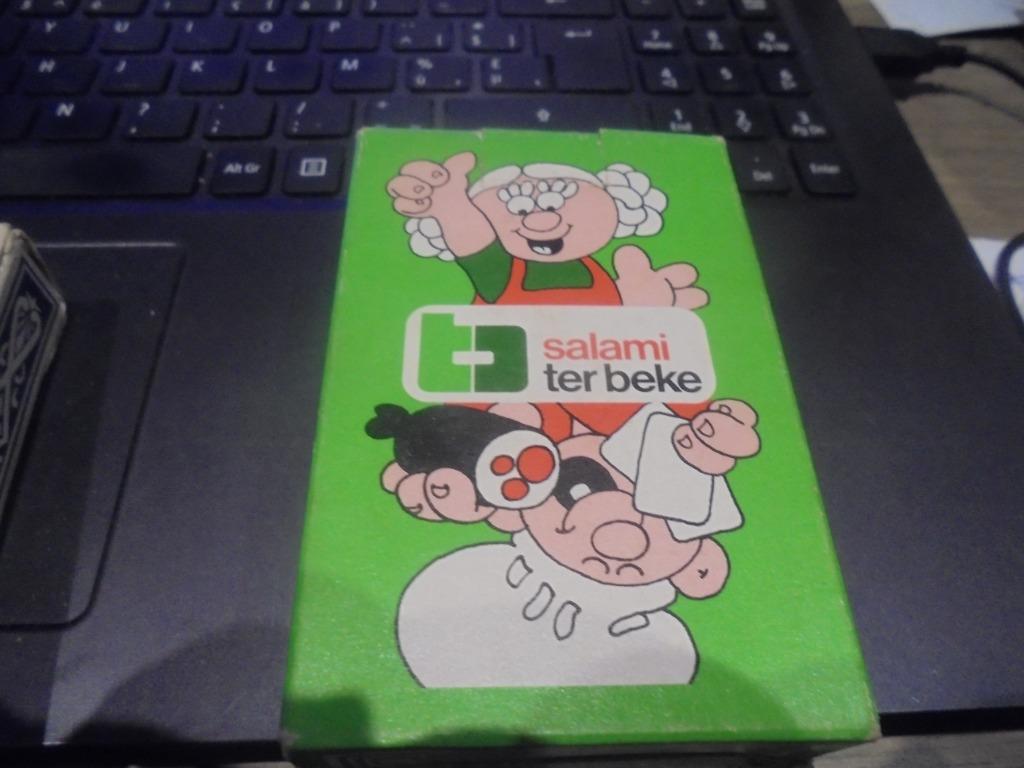 salami ter beke, Ophalen of Verzenden, Zo goed als nieuw, Speelkaart(en)
