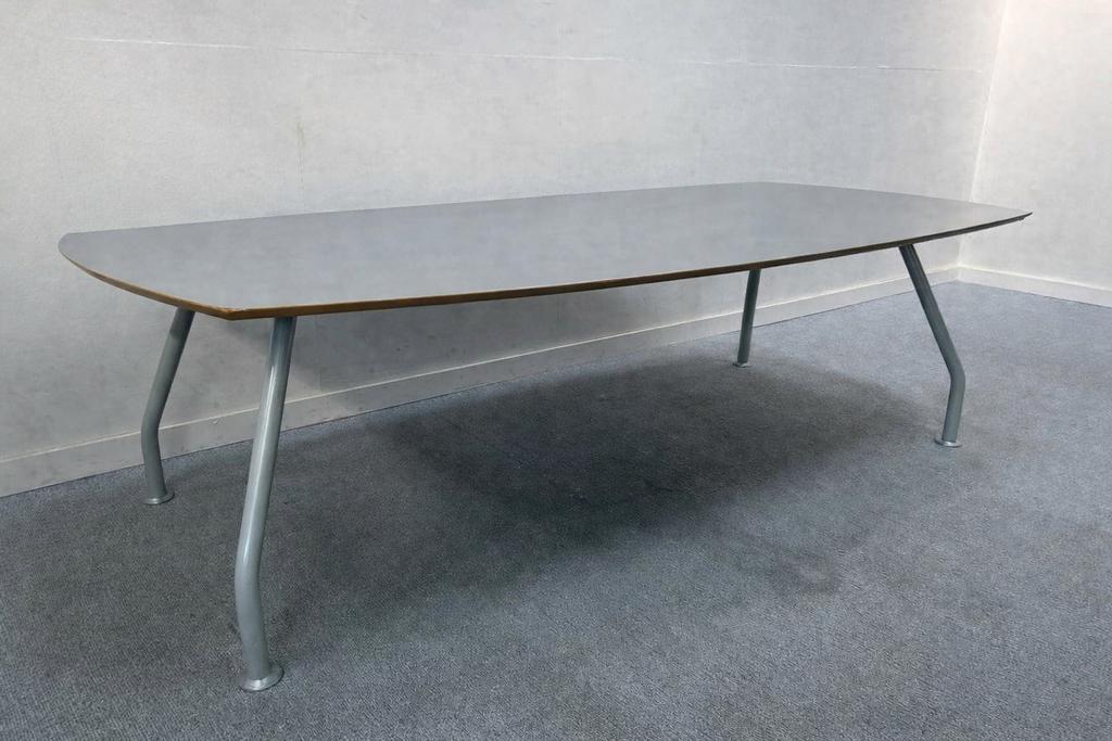 Table design blanche Twinform (table de conférence/bureau), Autres lieux, Enlèvement, Utilisé, Bureau