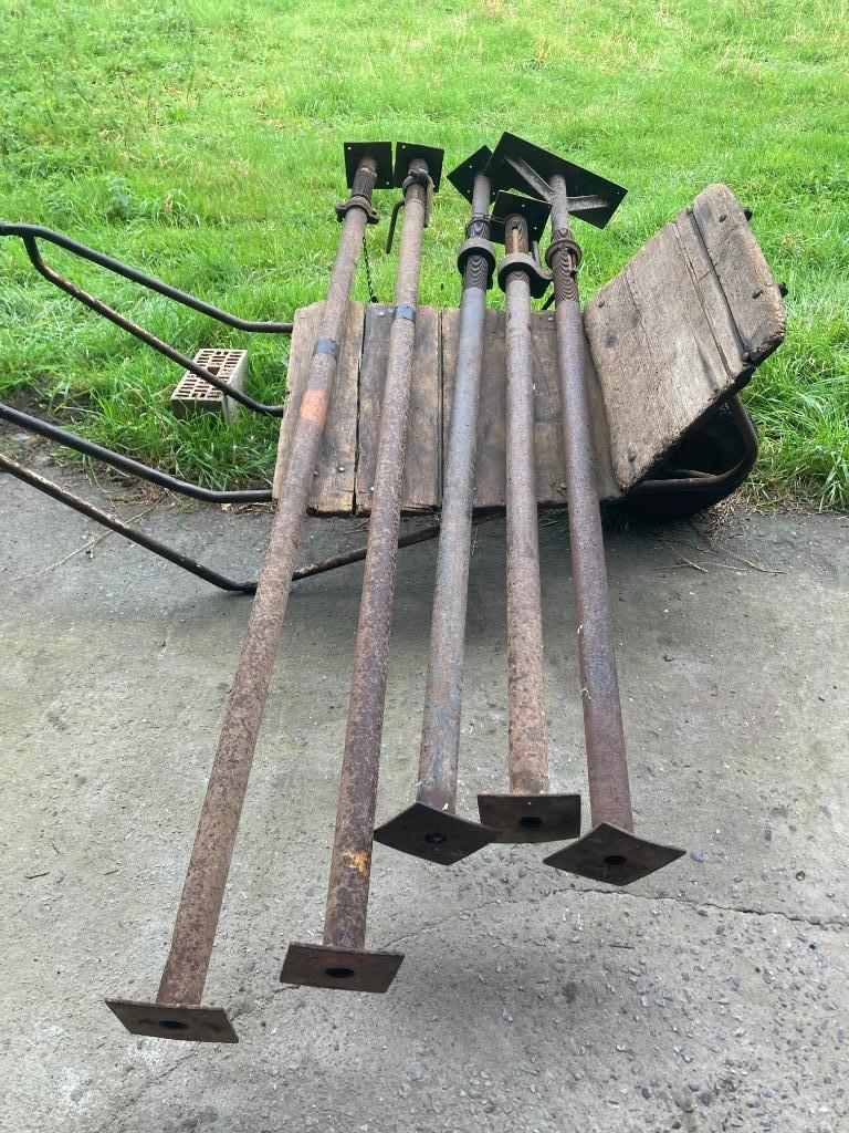 Stansoen (verschillende lengtes) Per stuk te koop, Doe-het-zelf en Bouw, Ophalen, Zo goed als nieuw, IJzer