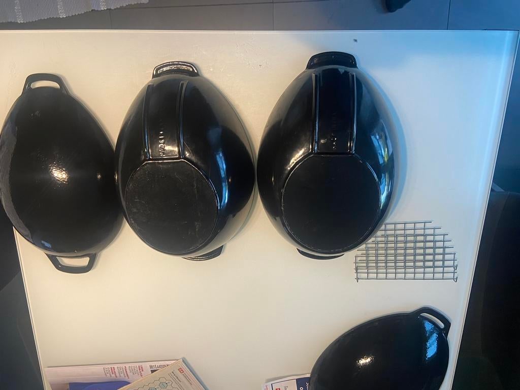 Staub gietijer kookpot met emaille, Huis en Inrichting, Ophalen, Zo goed als nieuw