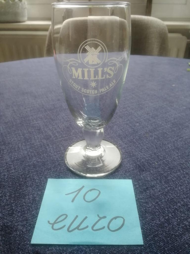 Bierglas Pale Ae Mill's - brouwerij Haacht - €10, Verzamelen, Ophalen of Verzenden, Bierglas