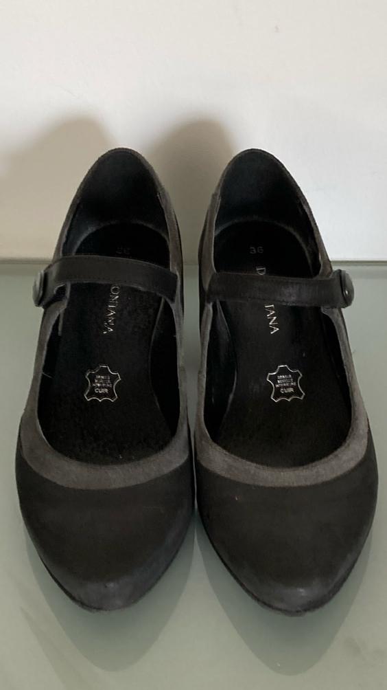 Lederen elegante pumps met klitbandsluiting, Kleding | Dames, Ophalen, Pumps, Zwart, Zo goed als nieuw