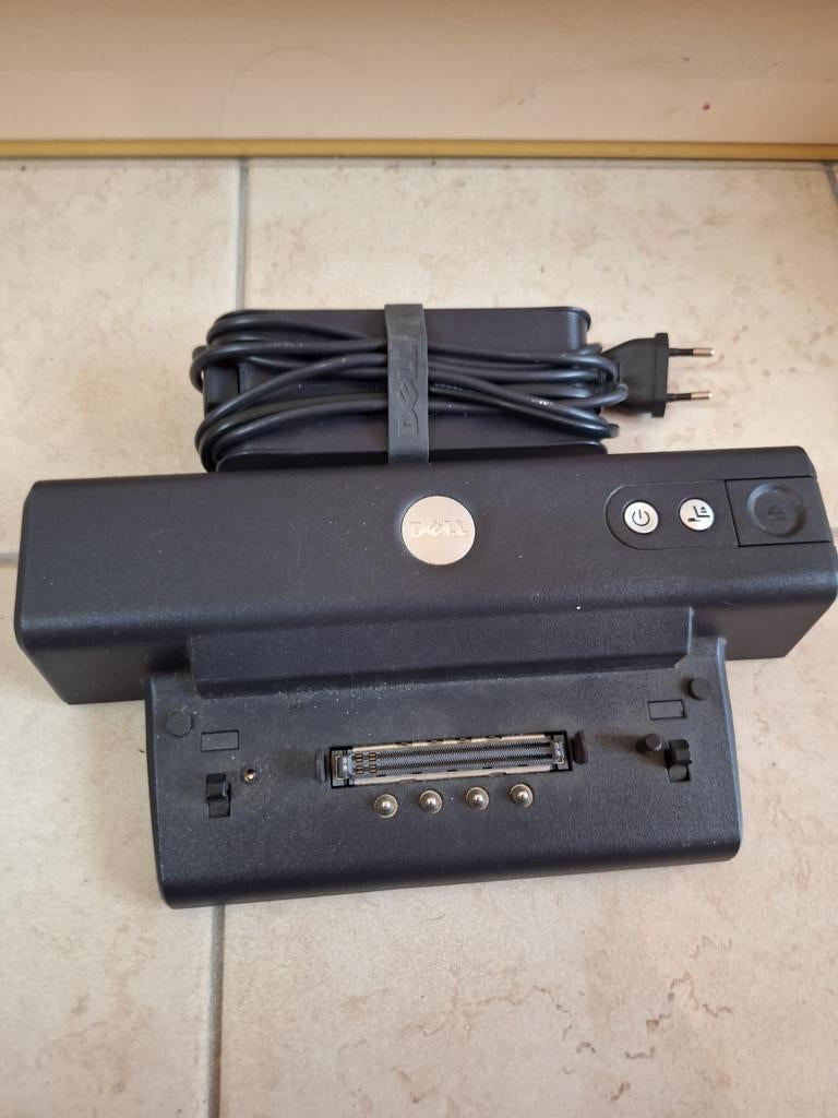 Dockingstation Dell PR01X met adapter, Ophalen of Verzenden, Zo goed als nieuw