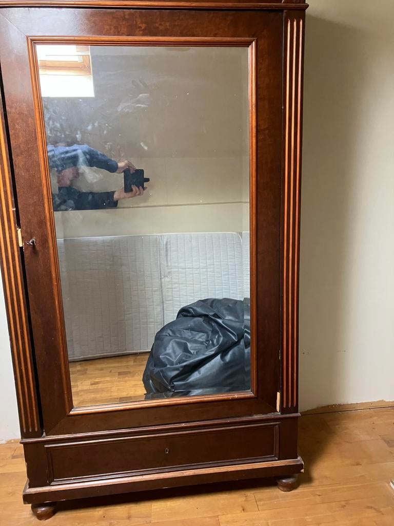 Lingère en Acajou (Plaqué )/ Vitrée Miroir, Enlèvement