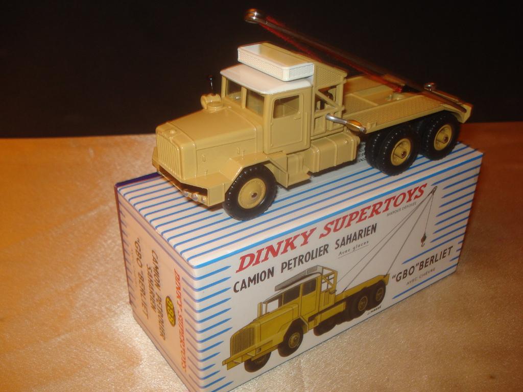 DINKY TOYS Camion Pétrolier Saharien "GBO" Berliet Réédition, Ophalen of Verzenden, Nieuw, Bus of Vrachtwagen, Dinky Toys