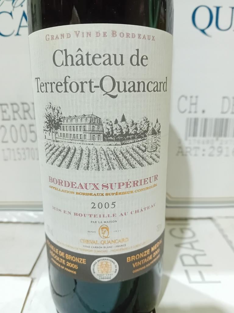 Château de Terrefort-Quancard 2005., Enlèvement, Neuf
