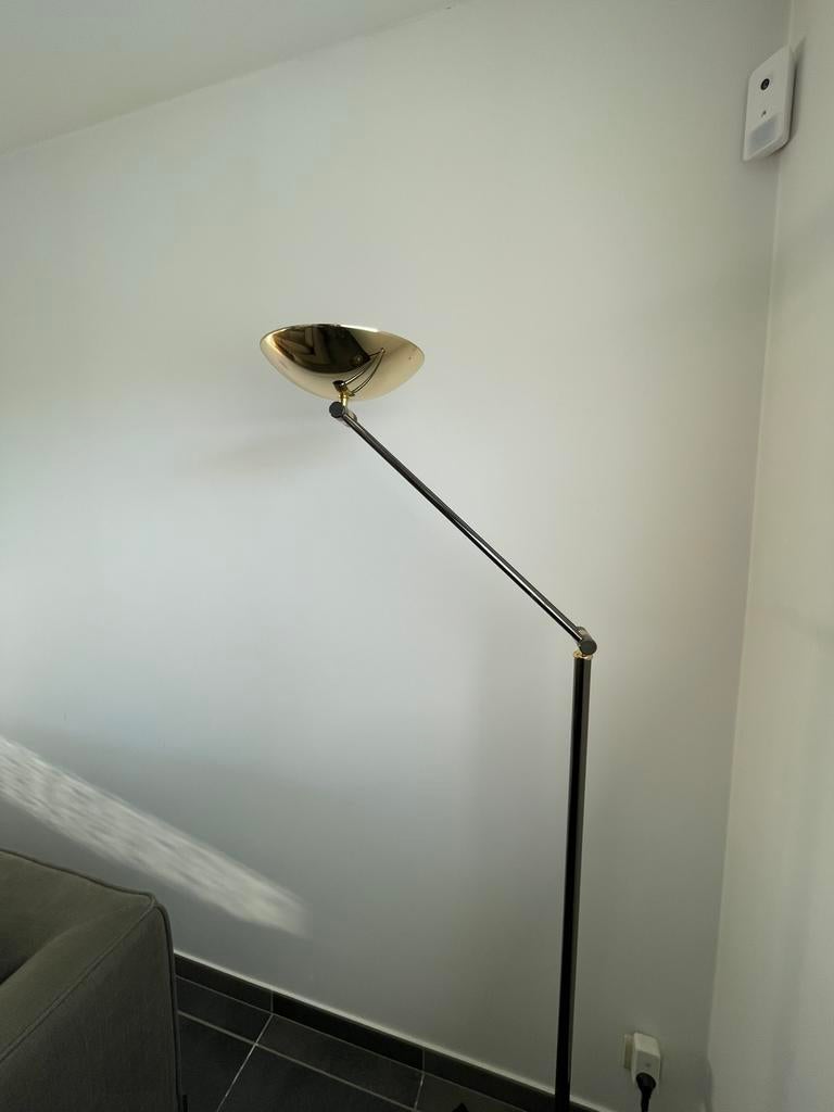 Lampadaire doré et noir, Maison & Meubles, Modern klassiek, Enlèvement, Utilisé, 100 à 150 cm