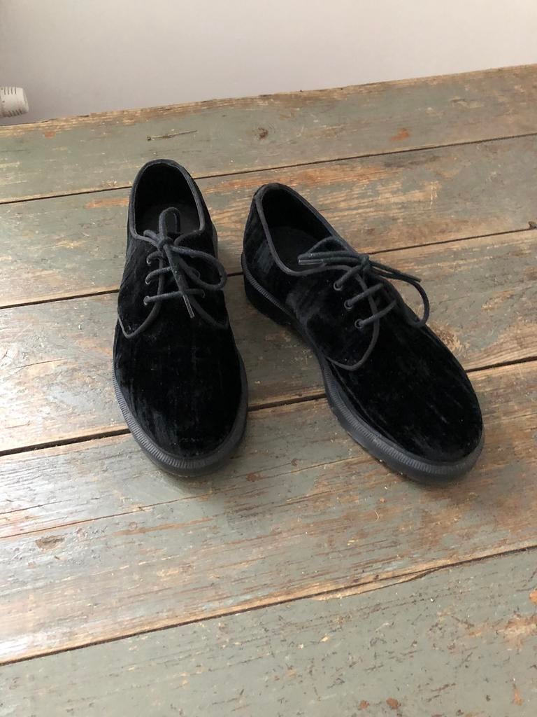 DR MARTENS VETERSCHOENEN ZWART FLUWEEL 37 SPLINTERNIEUW, Neuf, Enlèvement ou Envoi, Chaussures basses, Noir