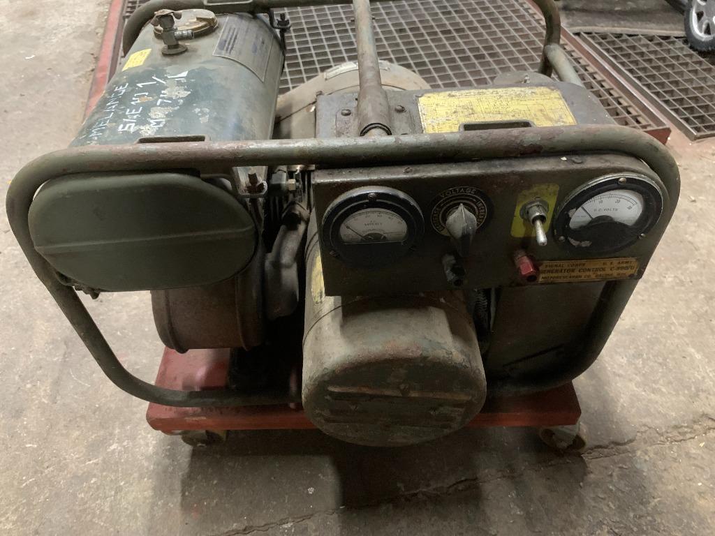 Generator US ARMY power unit RE-210-R  1944, Ophalen of Verzenden, Landmacht, Overige typen