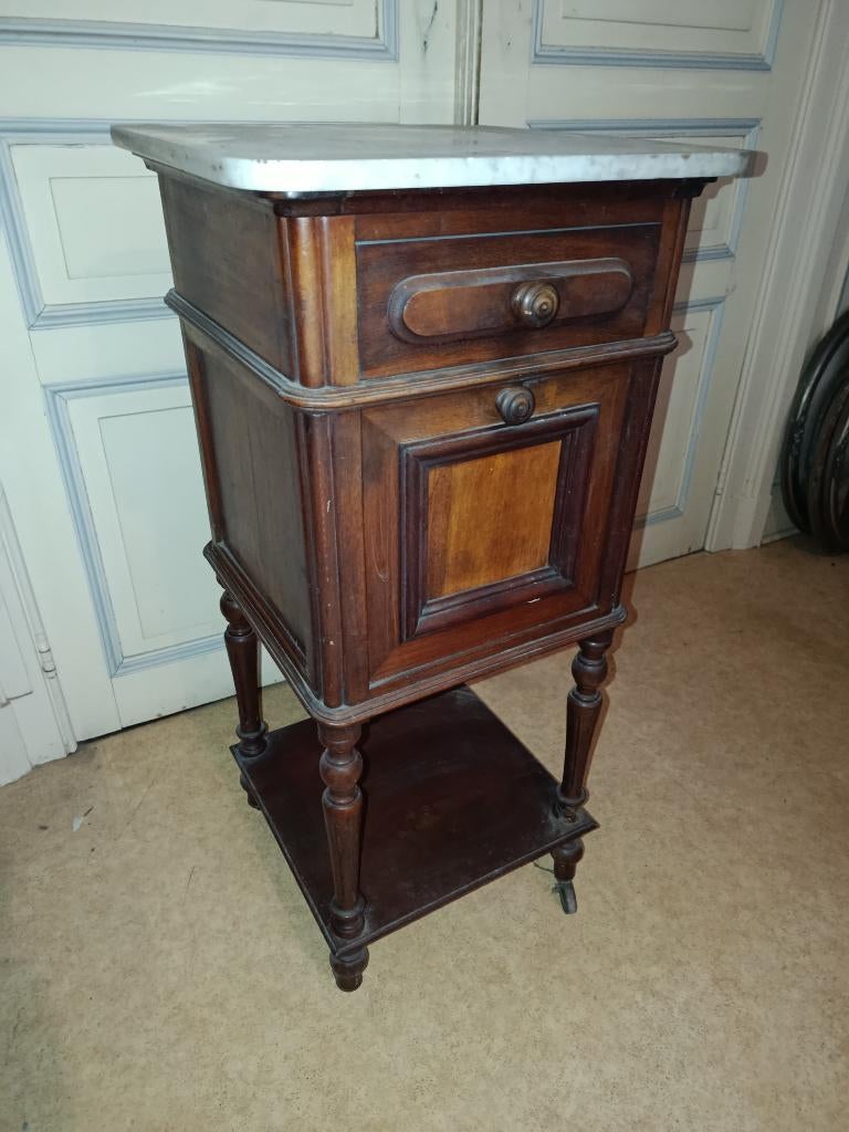 Table de nuit marbre, 70 cm ou plus, Moins de 45 cm, Enlèvement, Utilisé