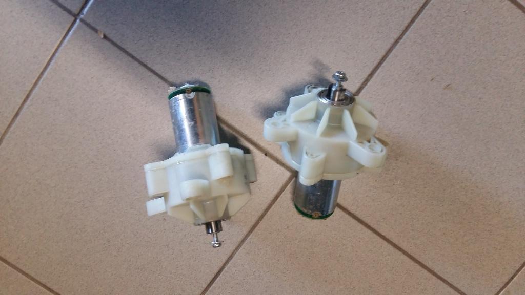 Moteur roues arrières robot tondeuse Bosch Indego, Enlèvement ou Envoi, Utilisé, Tondeuses à gazon sur batterie