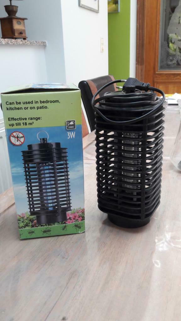 Insecticide électronique 18m2 de rayon d'action, Ophalen of Verzenden, Zo goed als nieuw