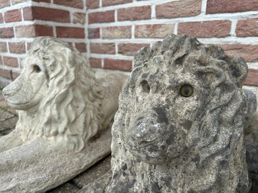 3 sculpturen van leeuwen in gereconstitueerde stenen - eind, Antiek en Kunst, Ophalen