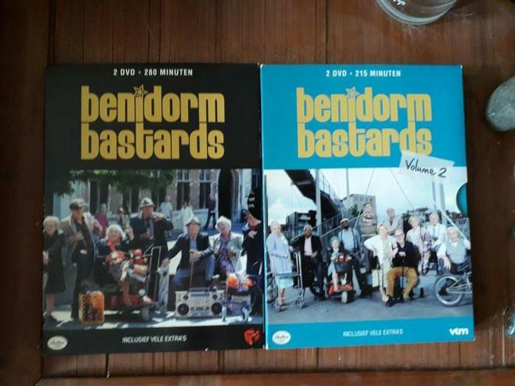 Volume 1 + 2 /  dvd box Benidorm Bastards / 10 eur samen, Cd's en Dvd's, Ophalen of Verzenden, Zo goed als nieuw, Komedie, Boxset