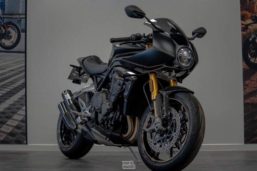 Triumph Speed Triple 1200 RR: Black Edition, Motoren, Motoren | Triumph, Traction Control, Motorrijbewijs A, Bedrijf, 3 cilinders