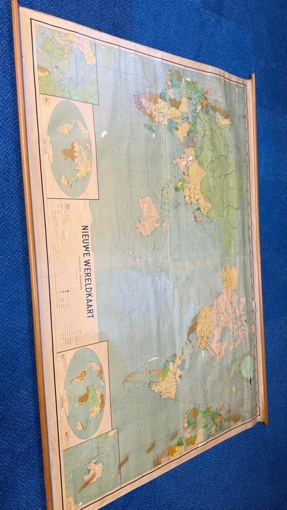 Oude wereldkaart J.B. Wolters groot formaat, Enlèvement, Géographie