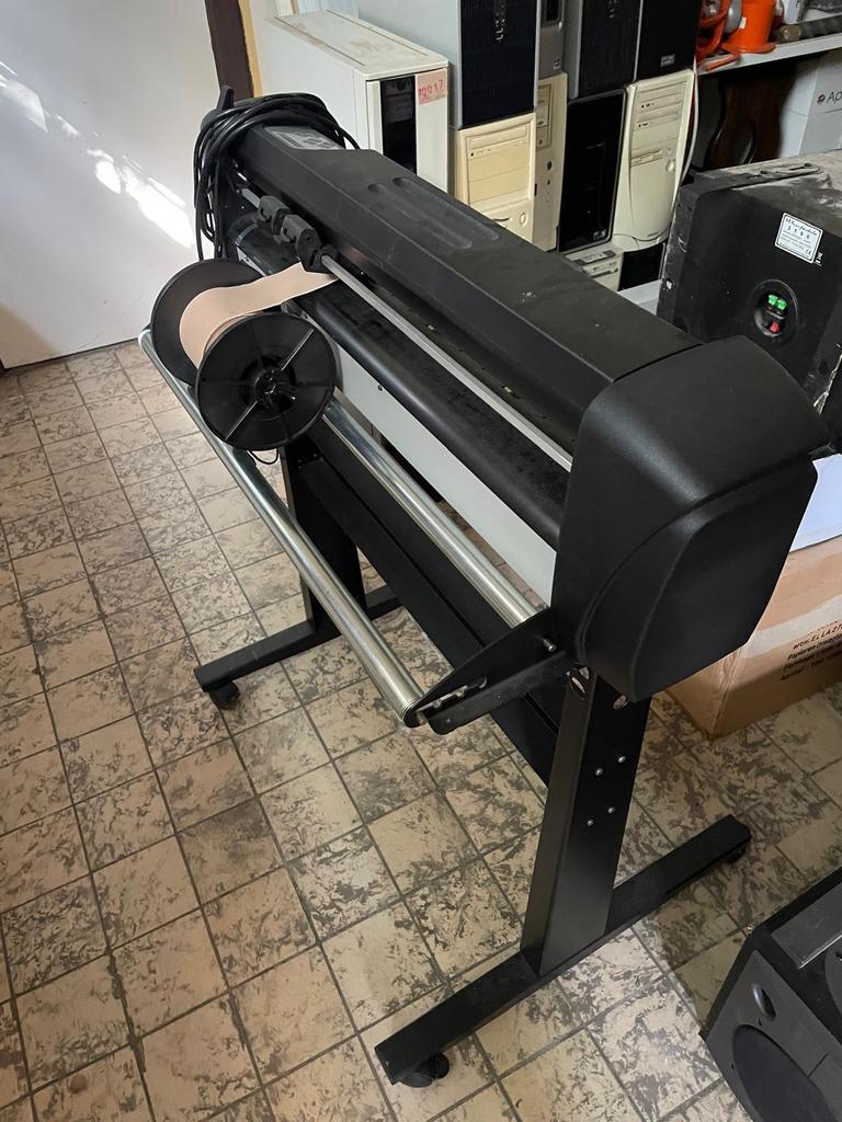 Machine de découpe SummaCut D60R avec logiciel, Enlèvement